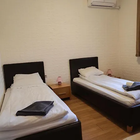 4 Seasons - بانسكو