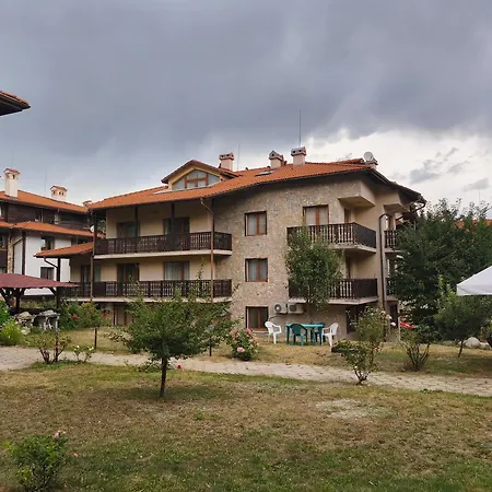 4 Seasons - * Bansko